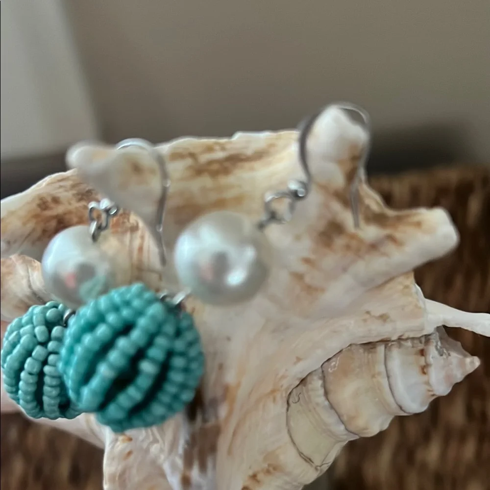 N/A elegant turquoise
